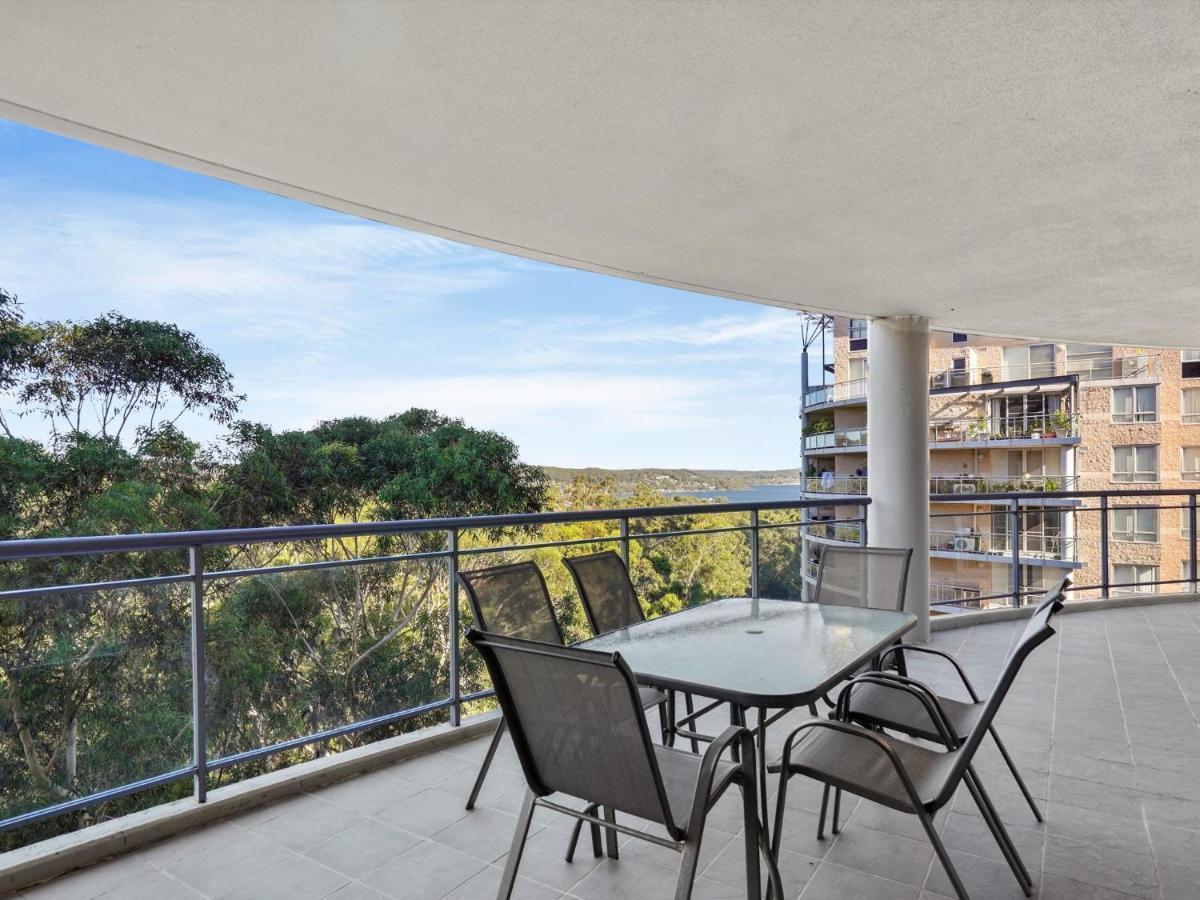 Beautiful Family Retreat With Large Balcony & Pool Apartment Gosford Exterior photo